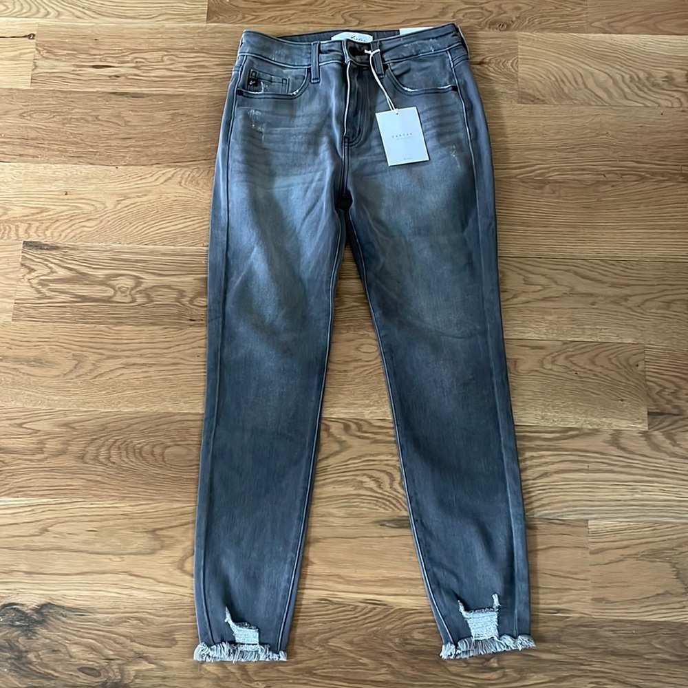 KanCan size 7 / 27 high rise ankle skinny jeans